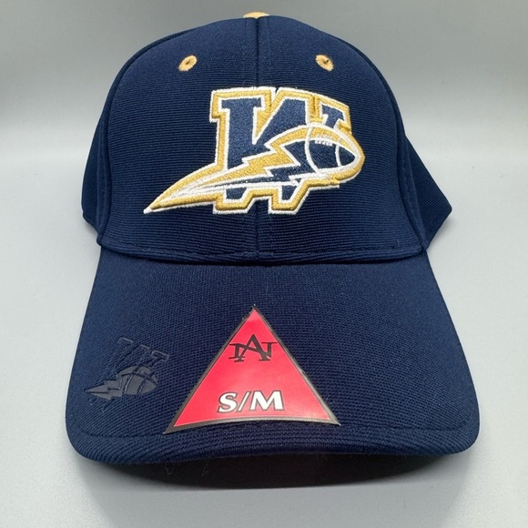 Vtg Winnipeg Blue Bombers CFL Football Baseball Hat - Picture 1 of 7